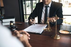 La importancia de contratar a un abogado especializado en accidentes de trabajo